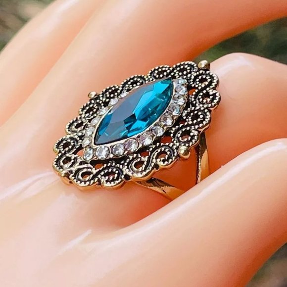 Vintage Blue Marquise Antique Gold Ethnic Ring - Picture 2 of 9